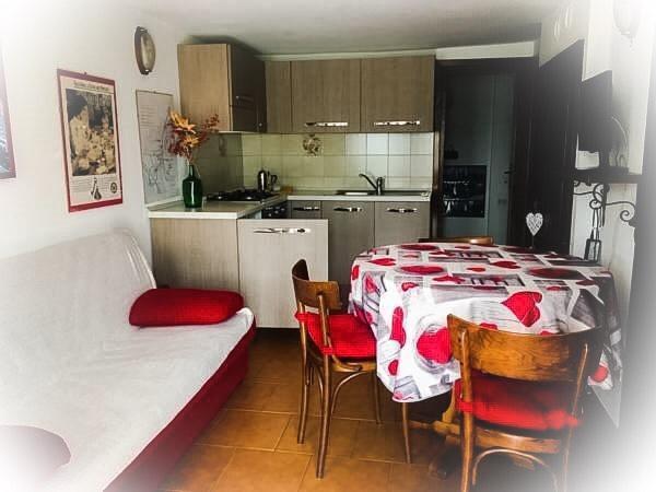 Agriturismo La Grange Пон-Сен-Мартен Экстерьер фото