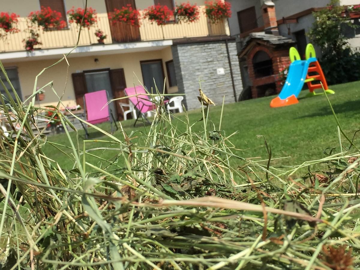 Agriturismo La Grange Пон-Сен-Мартен Экстерьер фото